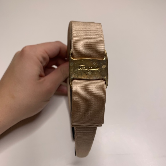 FERRAGAMO Vara Bow Headband 1" in TAN - Picture 3 of 4